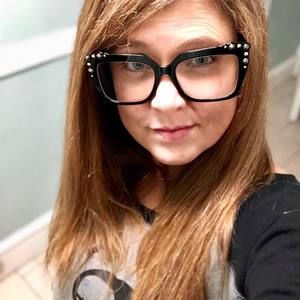 Meet your Posher, Dot